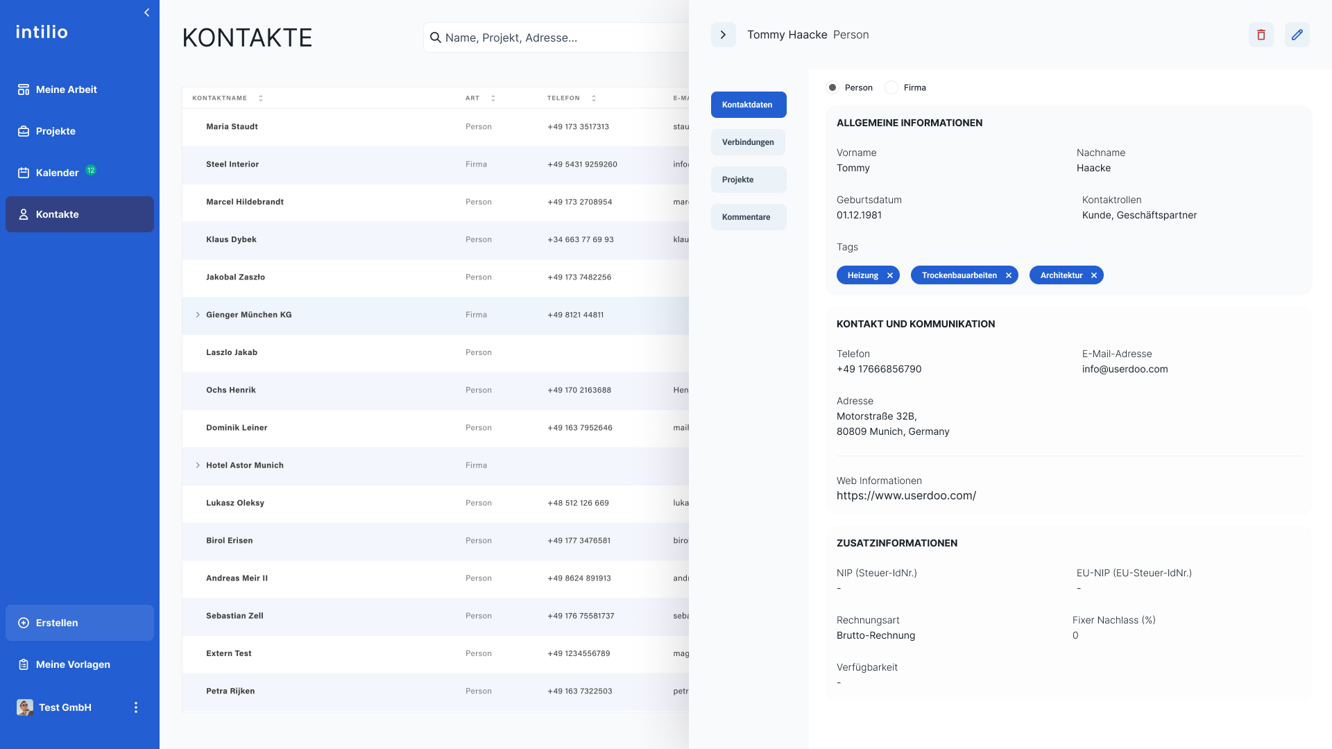 Logo design for the brand Redo on green gradient background